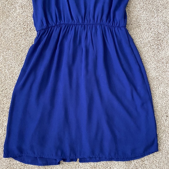 Francesca’s Bee Stitched Front Zip/Ruffle Mini Dress - Picture 8 of 9